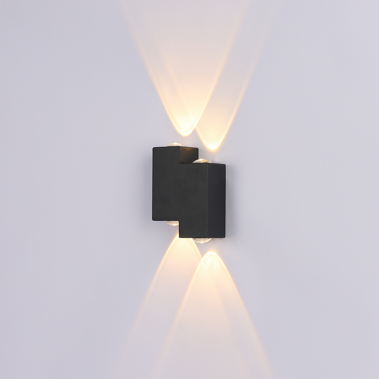 Настенный светильник Escada 30005W/02 LED*4W IP54 Black