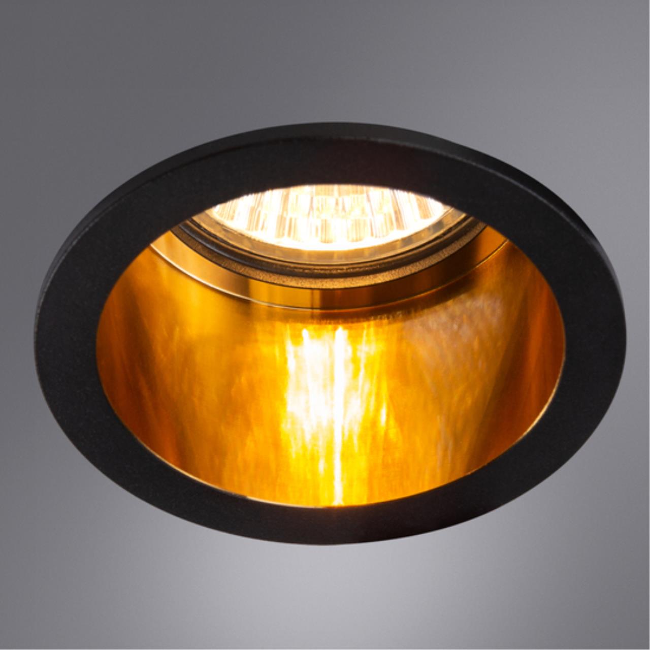 Точечный встраиваемый светильник Arte lamp A2165PL-1BK