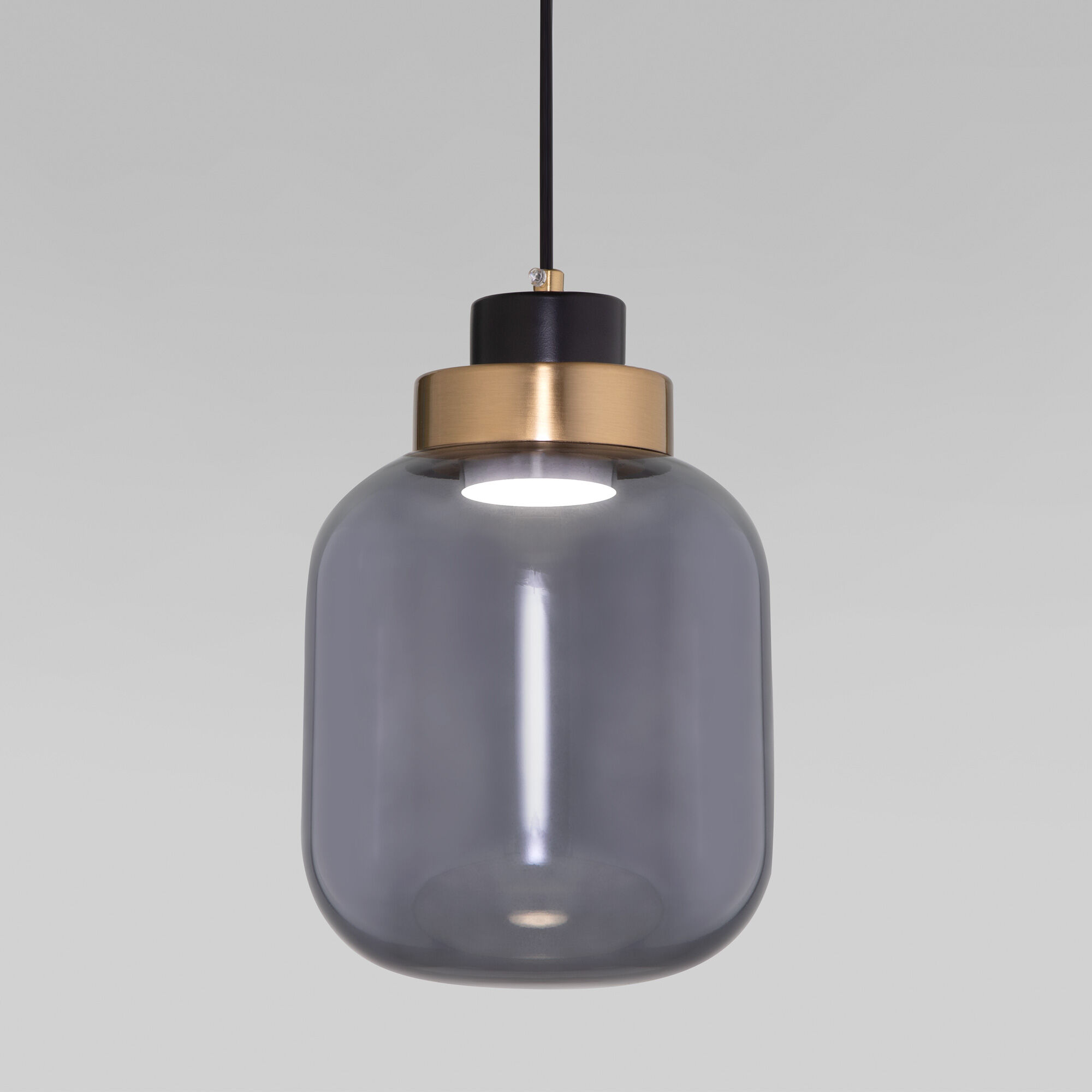 Дымчатый Eurosvet 50240/1 LED /подвесной светильник