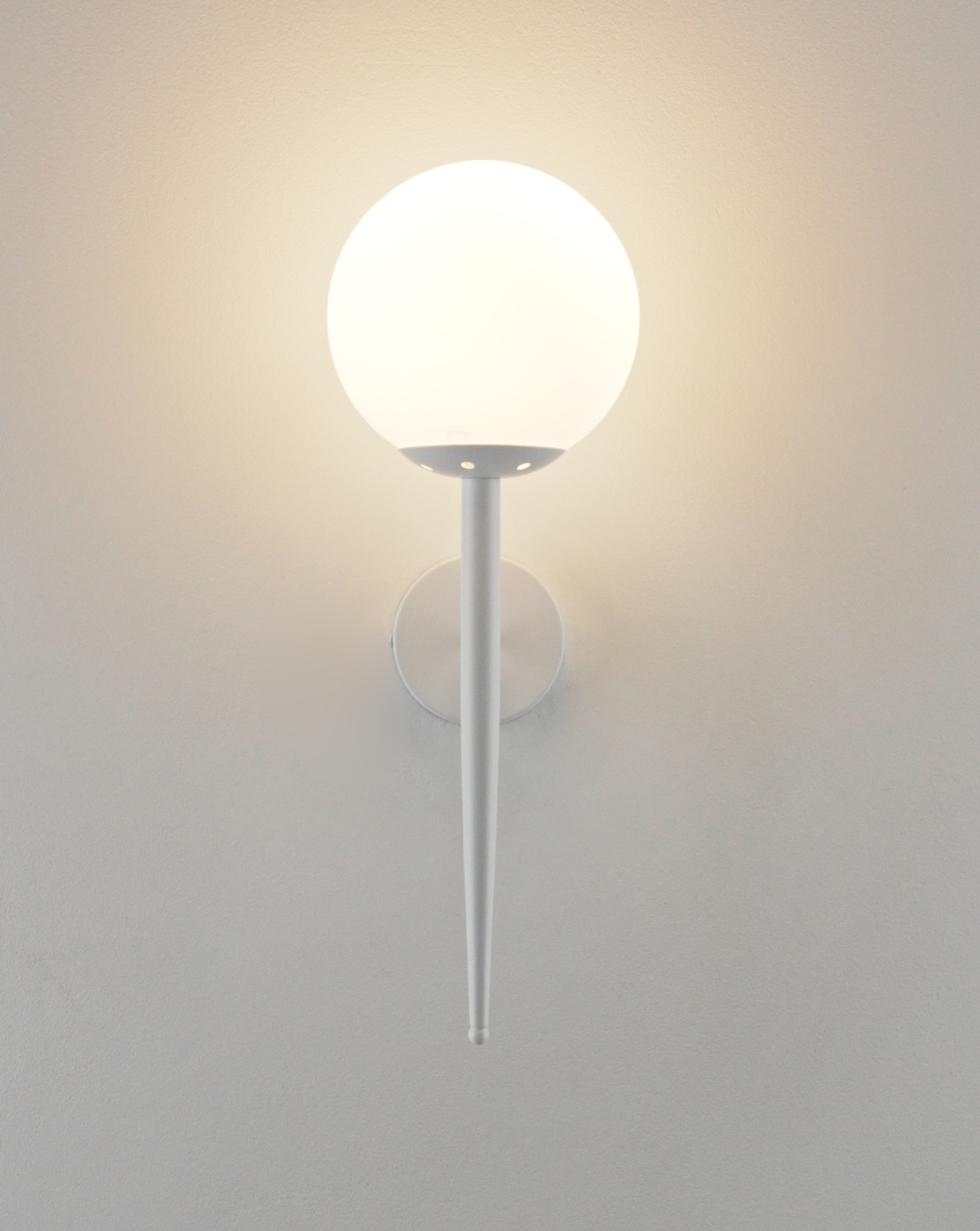 Светильник настенный Moderli V11563-1W Scrumbel