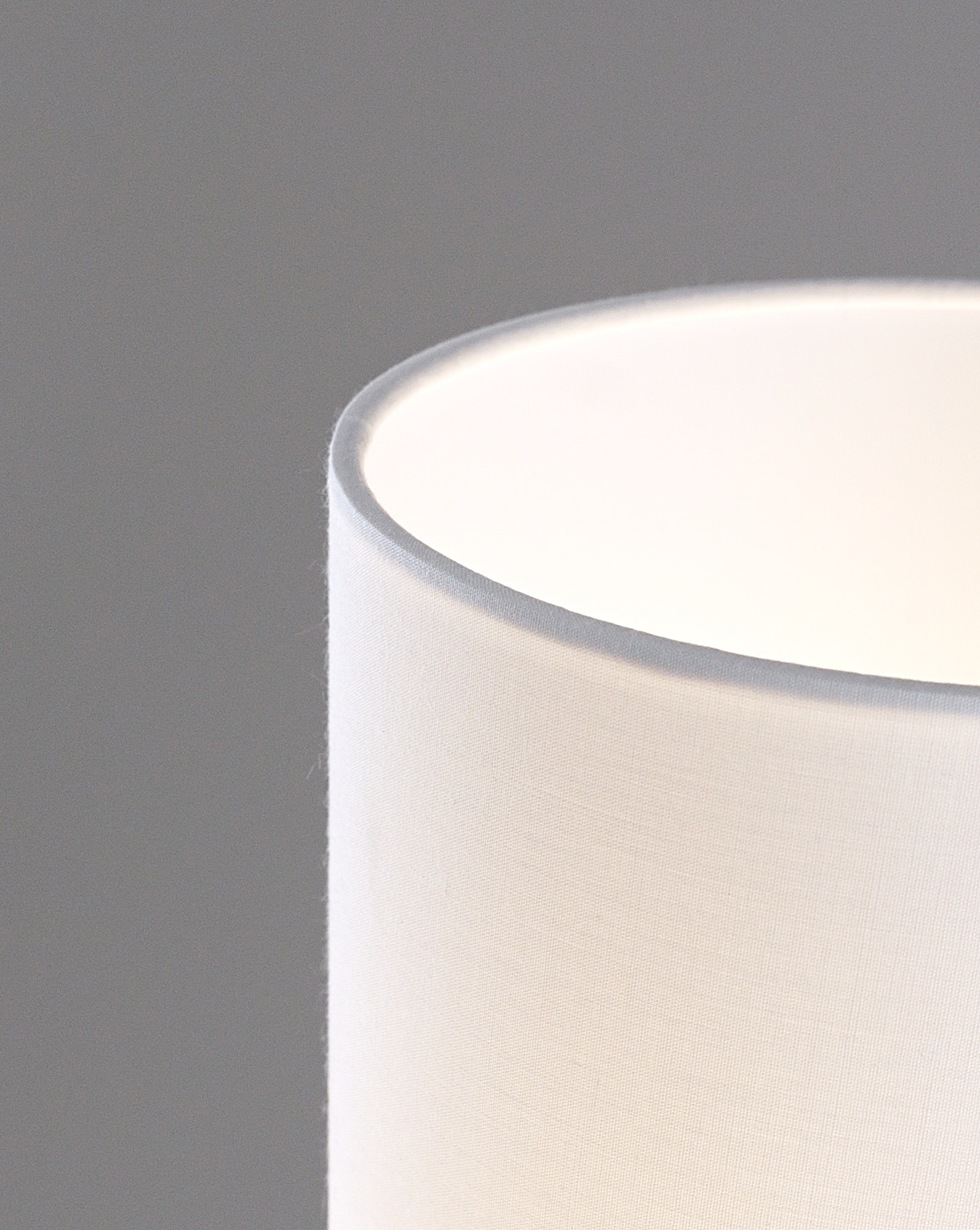 Лампа настольная Moderli V11589-1T Flint