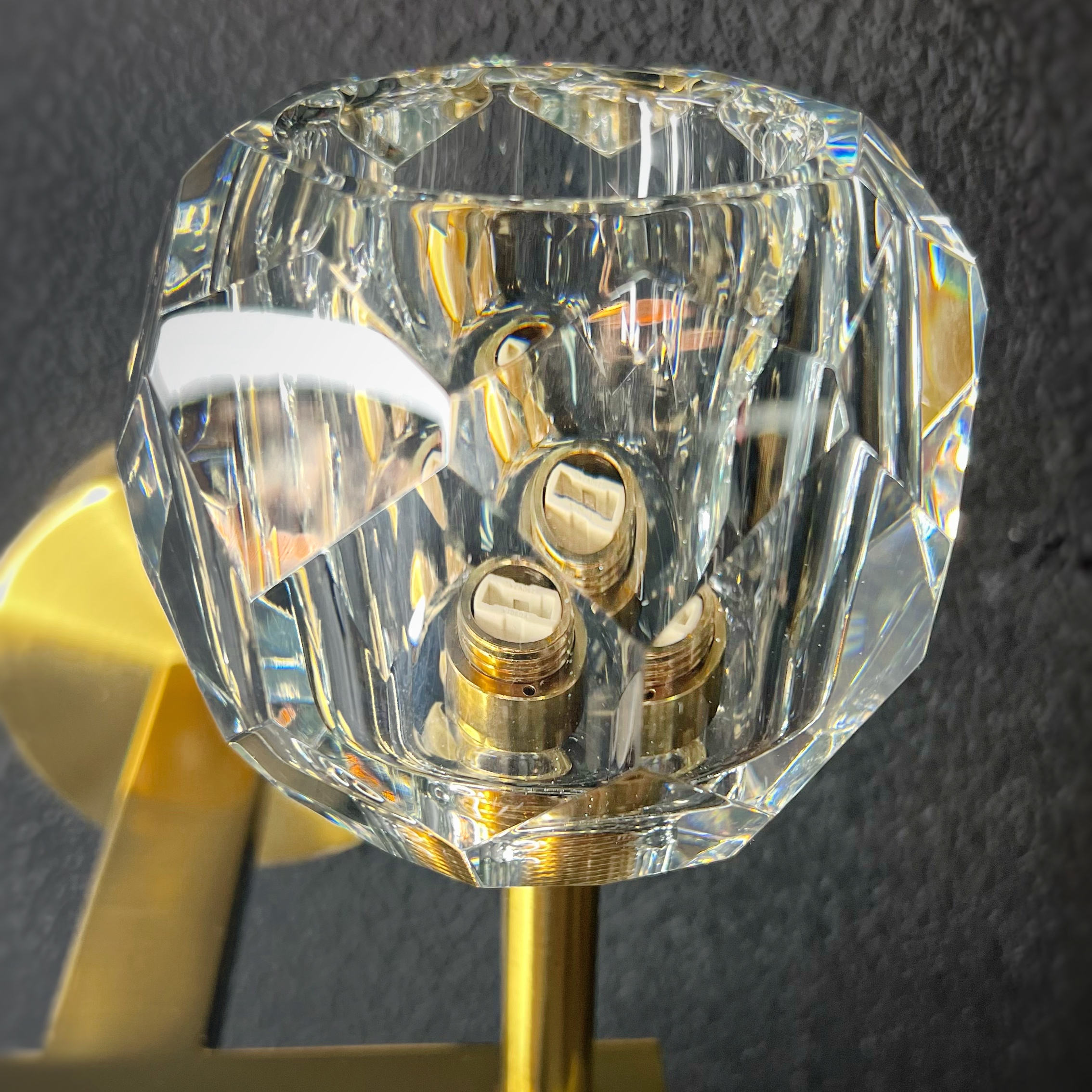 Бра Rh Boule De Cristal Double Sconce Brass от Imperiumloft 73769-22