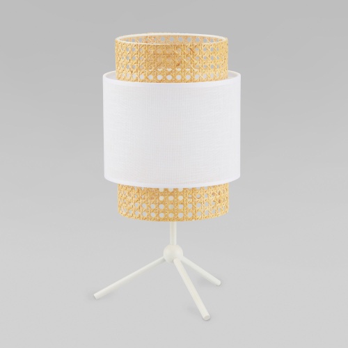 https://cdn.eurosvet.ru/images/catalog/nastolnyy-svetilnik-s-tkanevym-abazhurom-6565-boho-white-a058461-0001.jpg