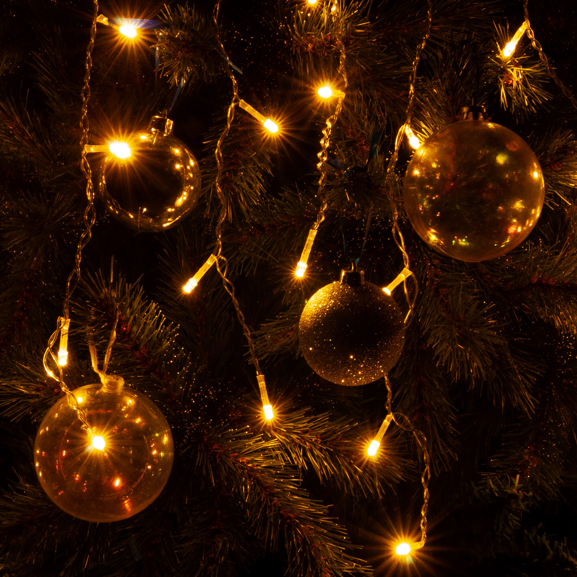 Гирлянда бытовая электрическая бахрома Eurosvet 100-001 теплый белый