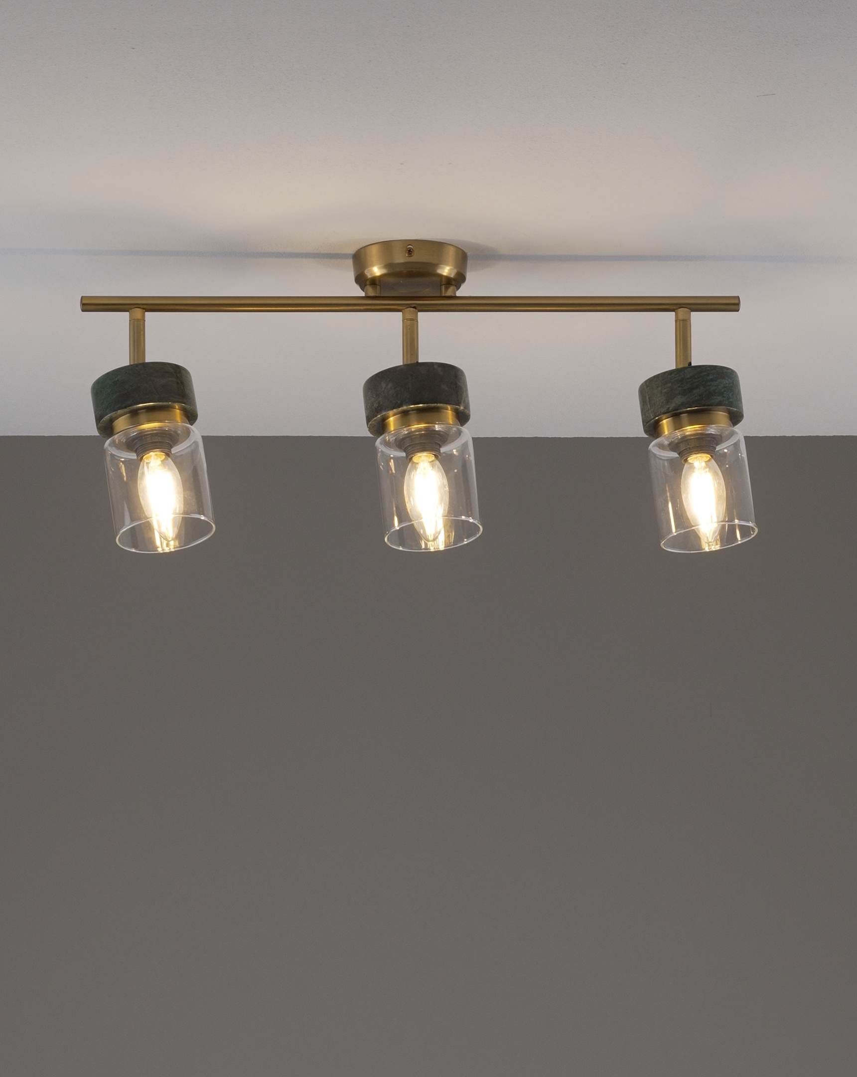 Спот Moderli V11823-3C Almero