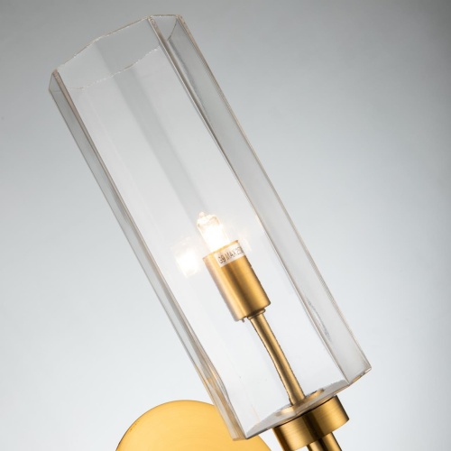 Настенный светильник Favourite 2648-1W