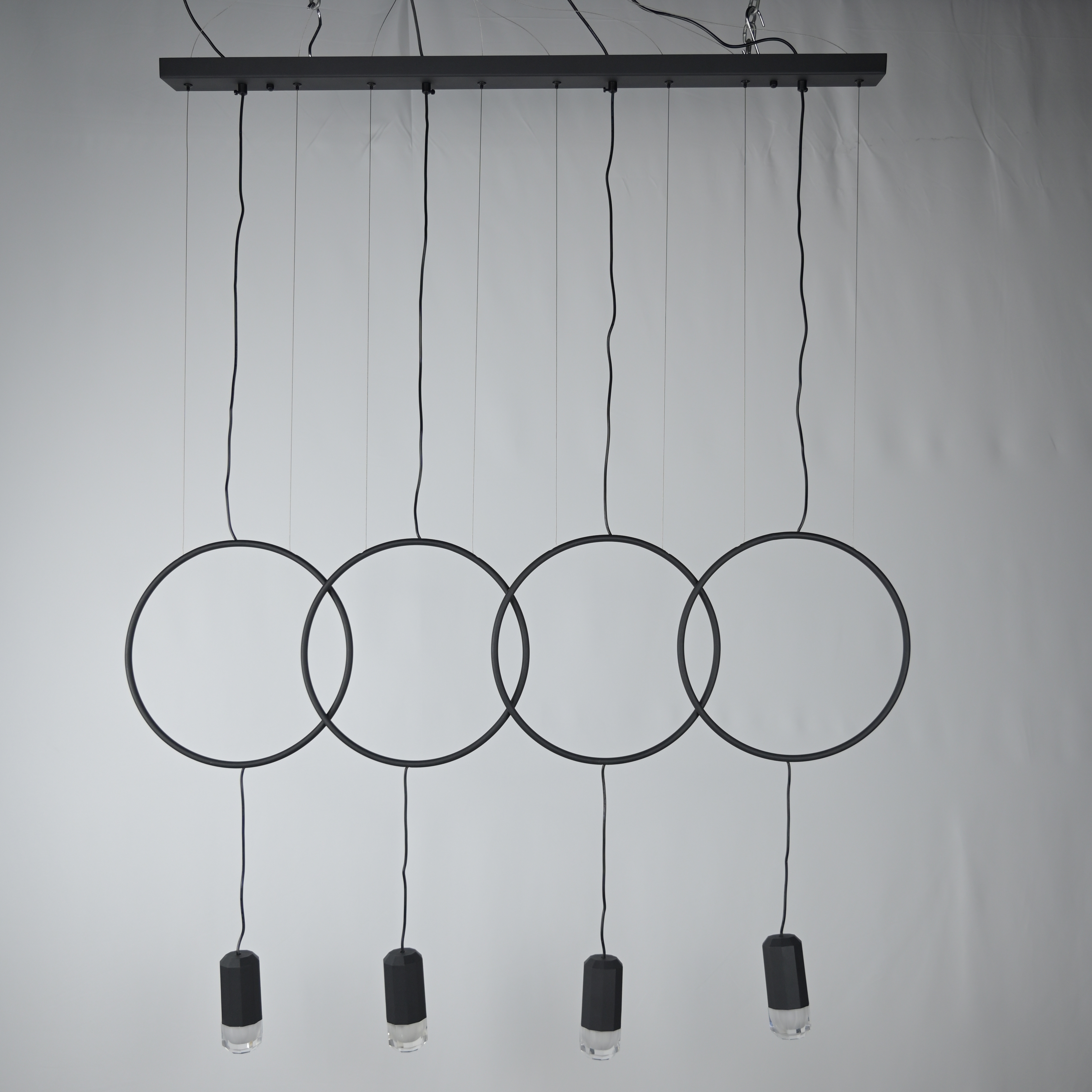 Подвесной светильник FORVET BLACK L4 290496-26