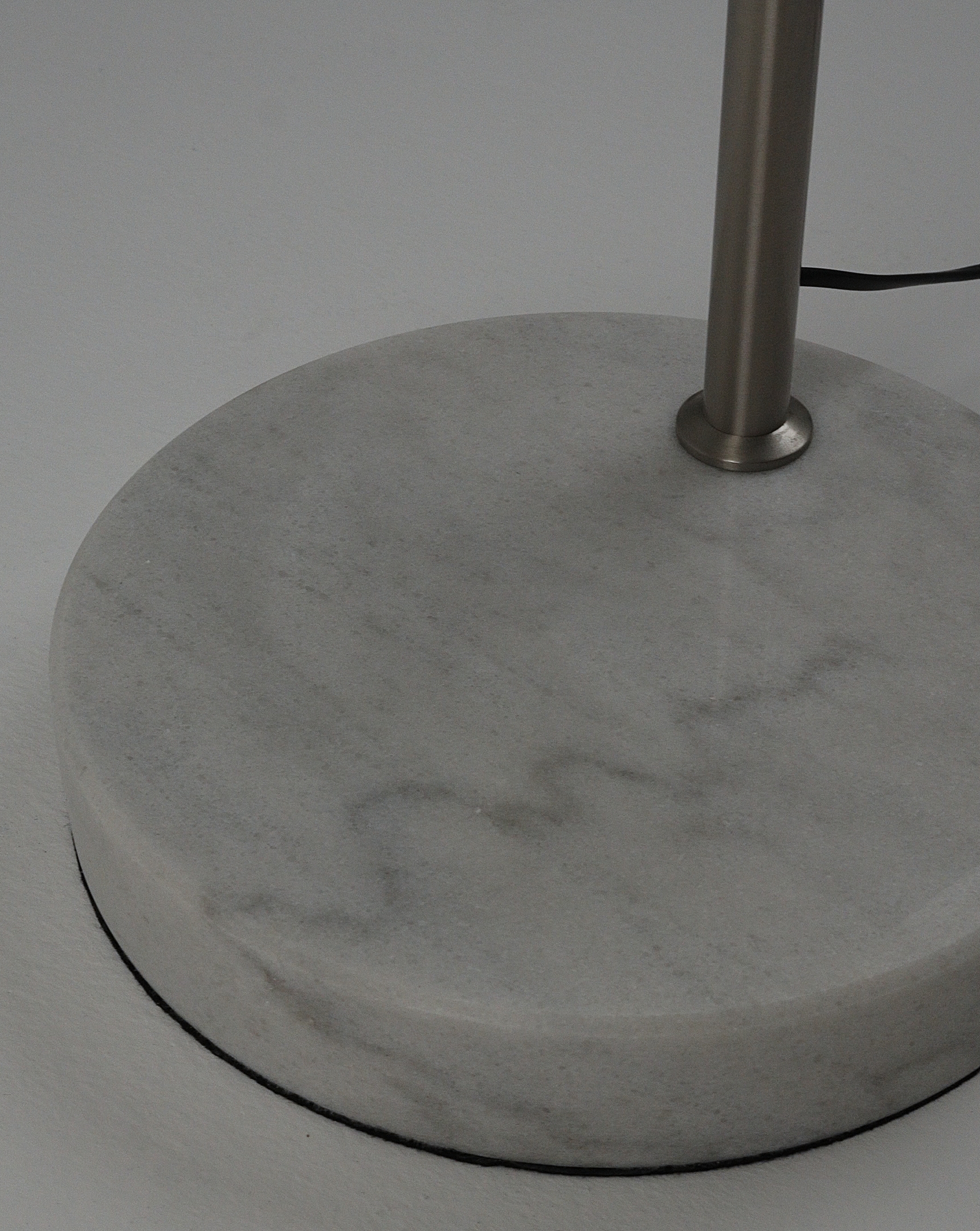 Торшер Moderli V11516-1F Arco