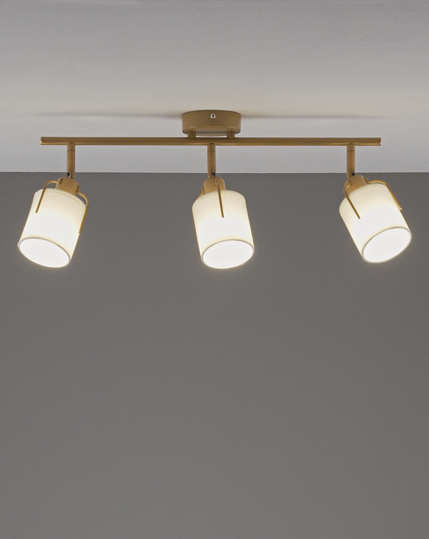 Спот Moderli V11855-3C Inari