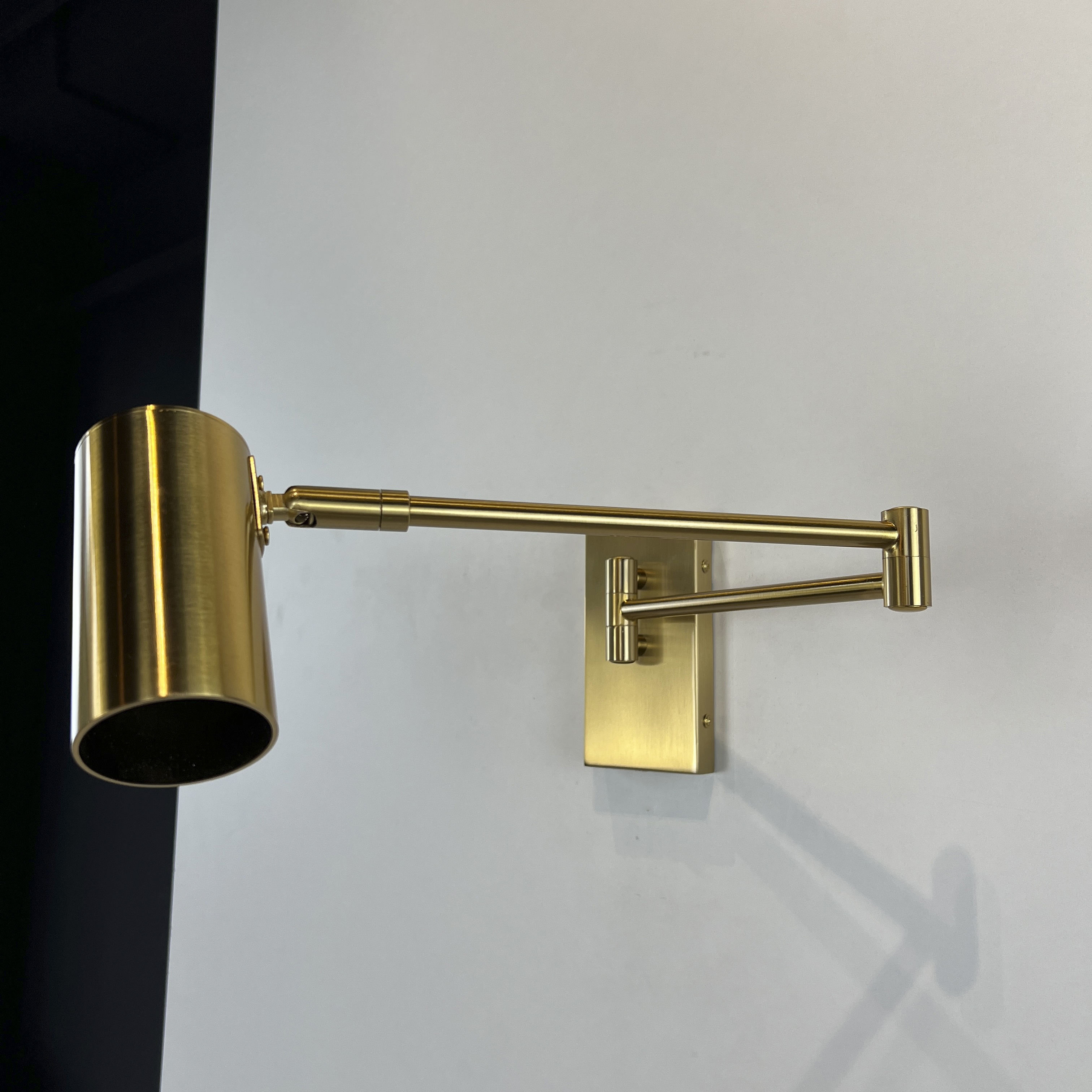 Настенный светильник VALLBO 141118-26