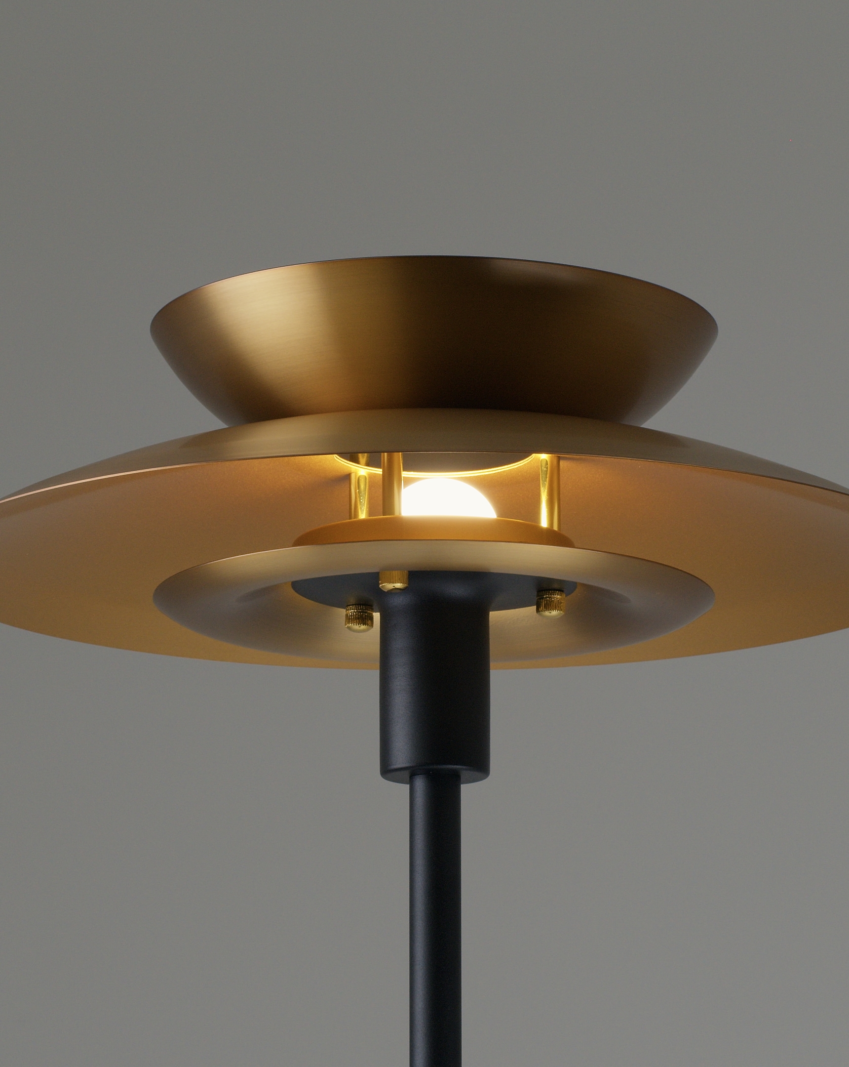 Торшер Moderli V11302-1F Shaggy