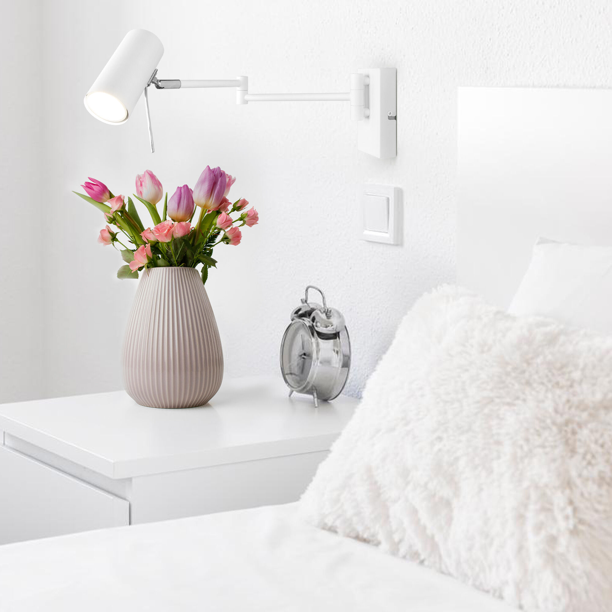 Настенный светильник Eurosvet 20166/1 белый