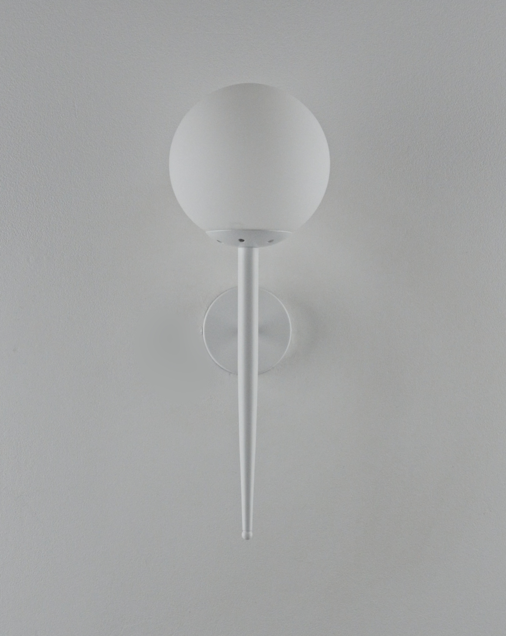 Светильник настенный Moderli V11563-1W Scrumbel