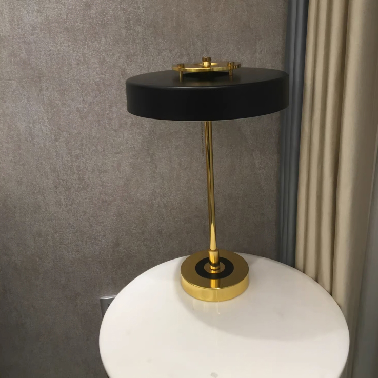 Настольная Bert Frank Revolve Table Lamp Black от Imperiumloft 85052-22