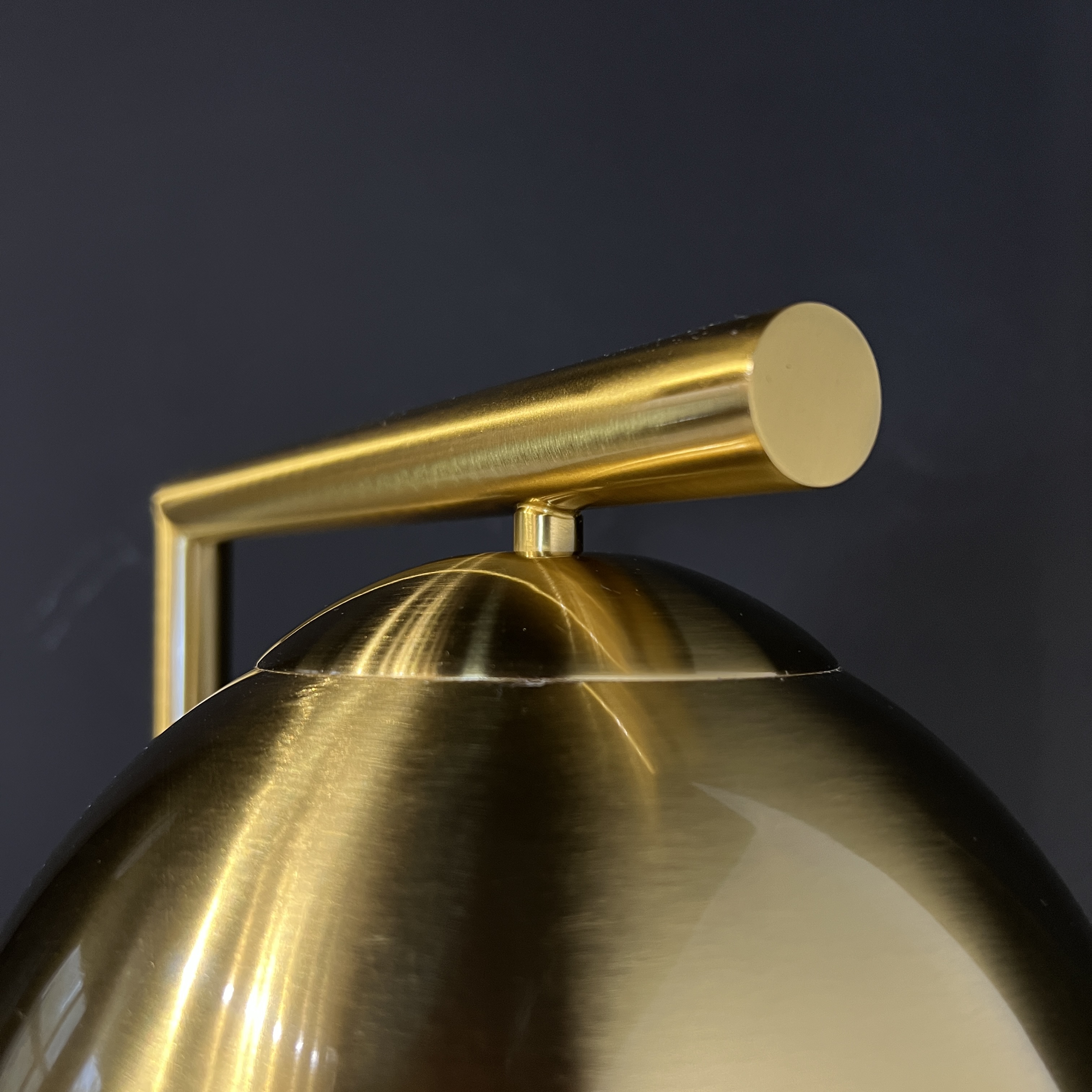 Торшер Geneva Single Glass Globe Floor Lamp от Imperiumloft 85499-22