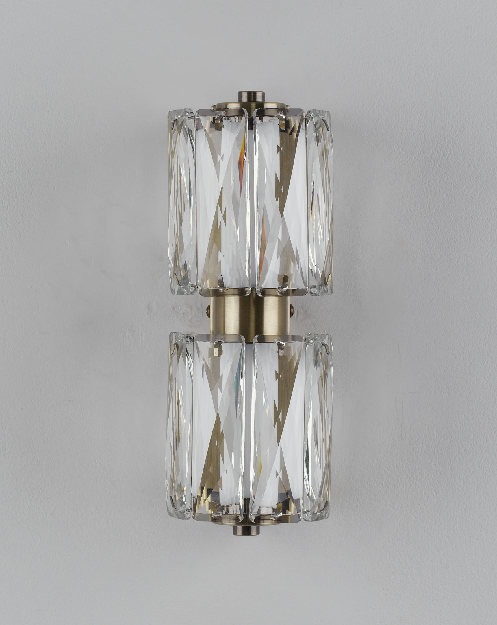 Светильник настенный светодиодный Moderli V11711-WL Prismique