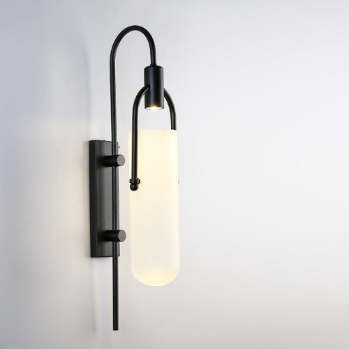 https://imperiumloft.ru/image/catalog/new2021/8/15742639-imperiumloft-bez-nalichiya-bra-s-matovym-steklyannym-plafonom-odil-wall-imperiumloft.jpg