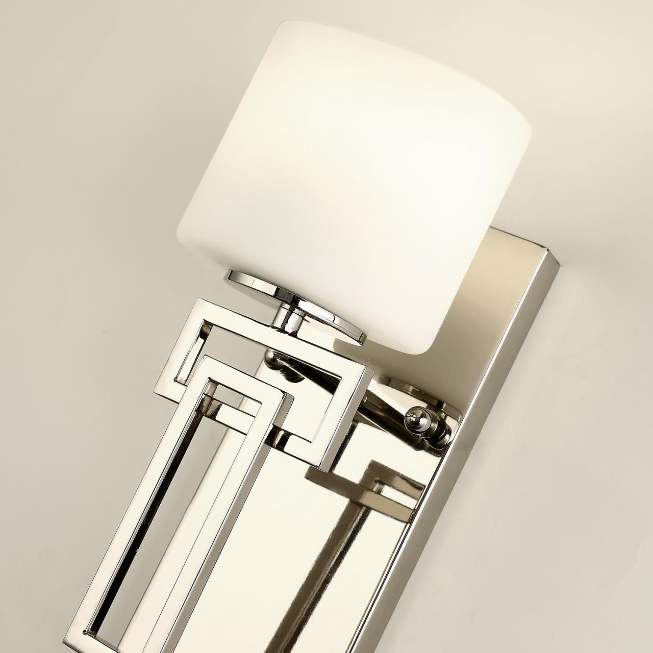Настенный светильник Favourite 2950-1W