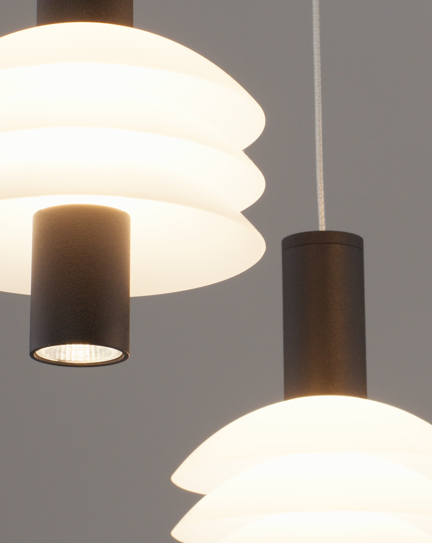 Светильник подвесной светодиодный Moderli V11388-PL Sylv