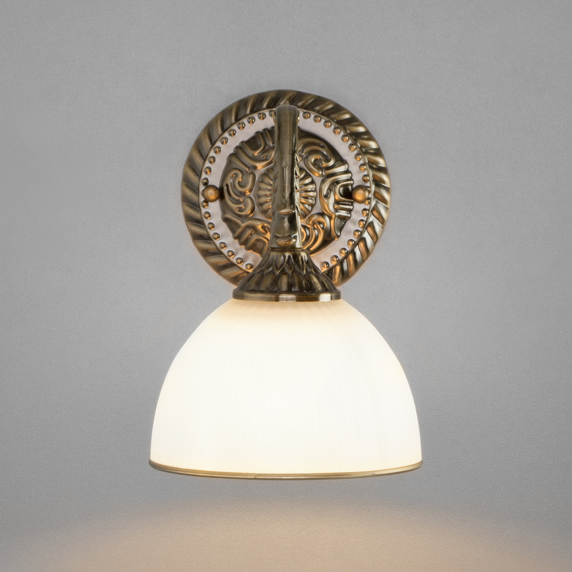 Настенный светильник Eurosvet 60106/1 античная бронза