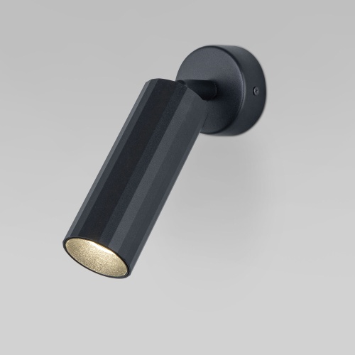 https://cdn.eurosvet.ru/images/catalog/nastennyy-svetodiodnyy-svetilnik-v-stile-minimalizm-20098-1-led-chernyy-a060136-0001.jpg