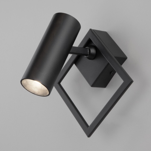 https://cdn.eurosvet.ru/images/catalog/nastennyy-svetodiodnyy-svetilnik-v-stile-minimalizm-20091-1-led-chernyy-a051699-0001.jpg