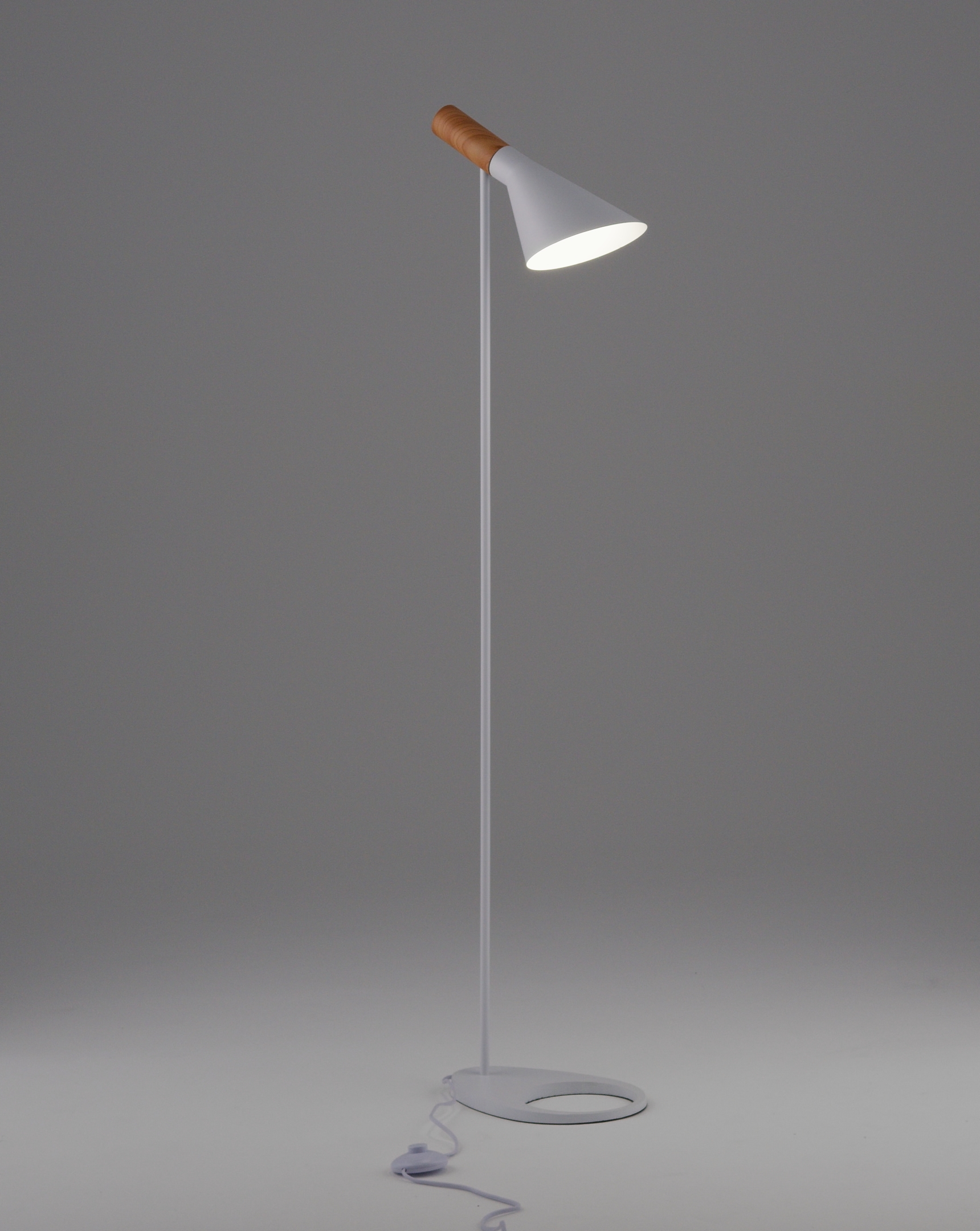 Торшер Moderli V11336-1F Turin