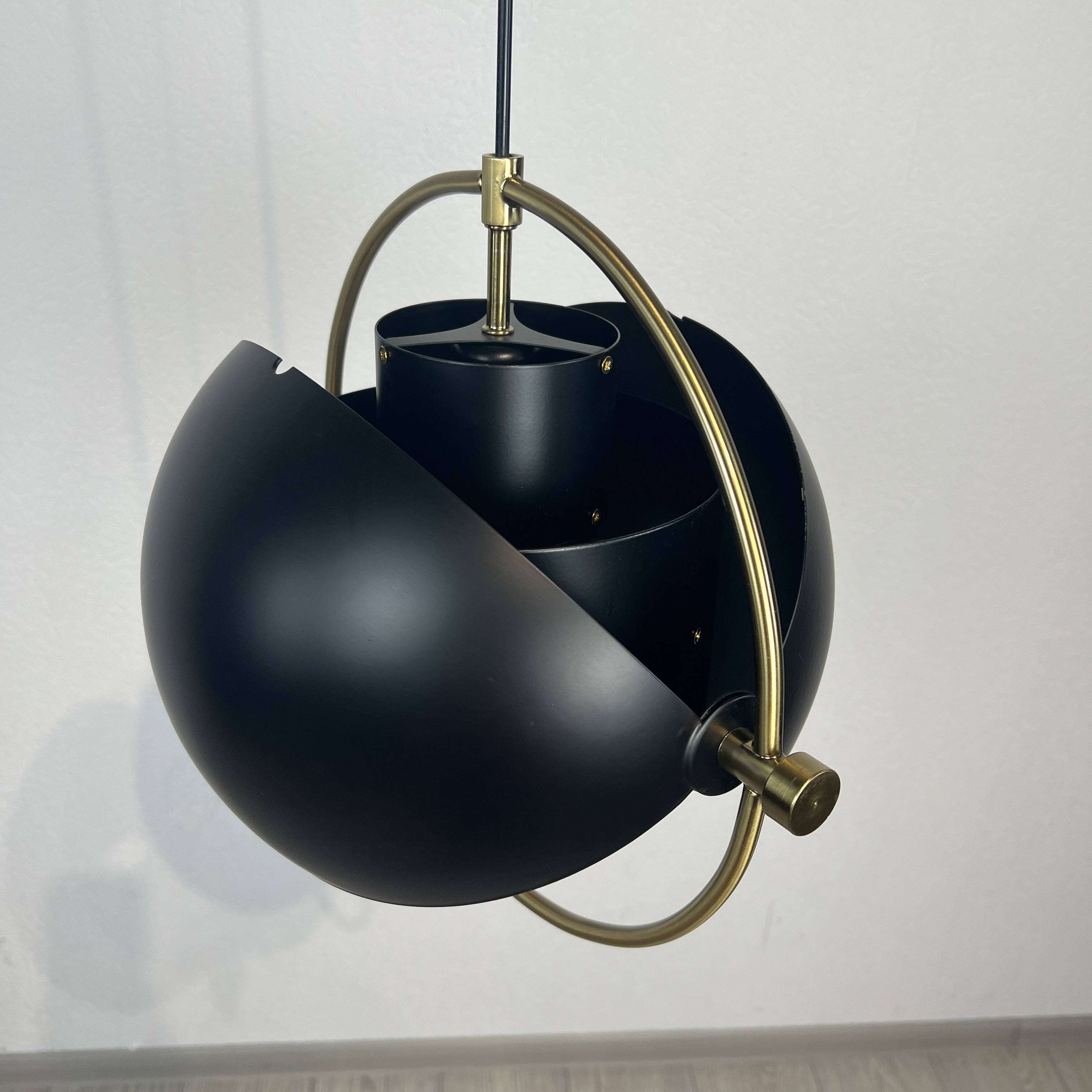 Люстра Louis Weisdorff Gubi Multi-Lite Suspension Lamp Black от Imperiumloft 123433-22
