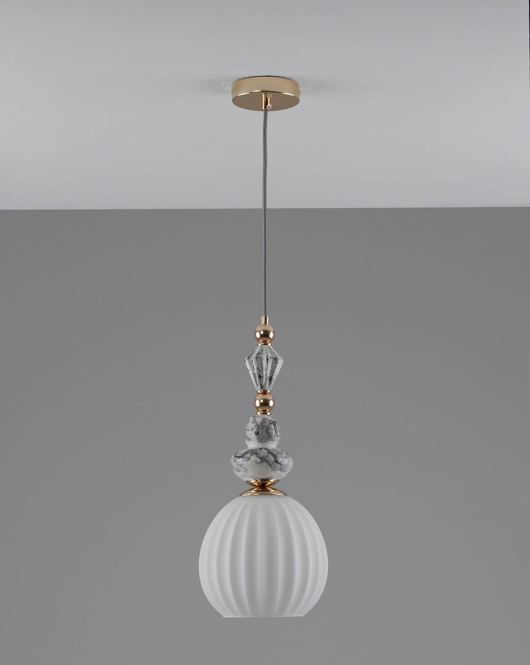 Светильник подвесной Moderli V11176-1P Charm