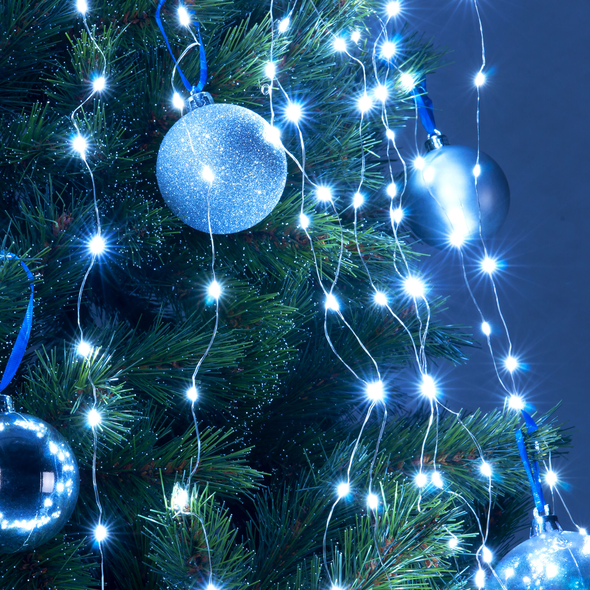 Гирлянда бытовая электрическая занавес Eurosvet 200-006 белый