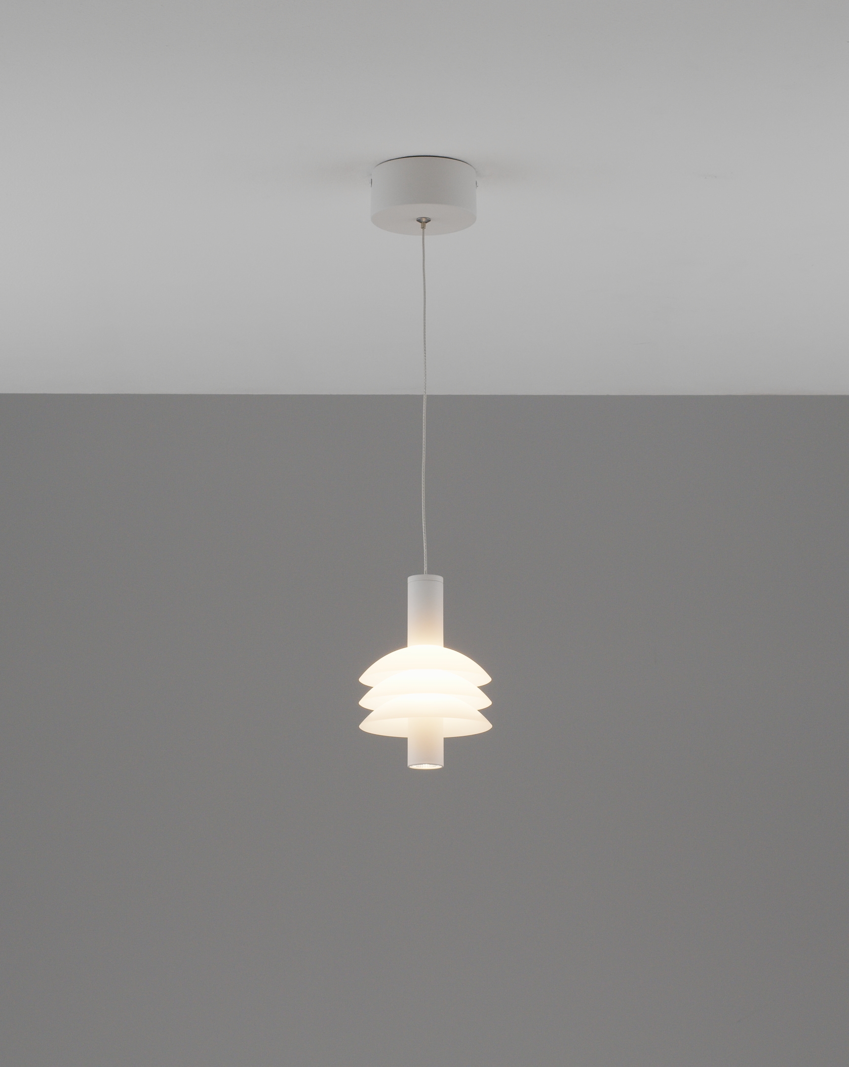 Светильник подвесной светодиодный Moderli V11387-PL Sylv