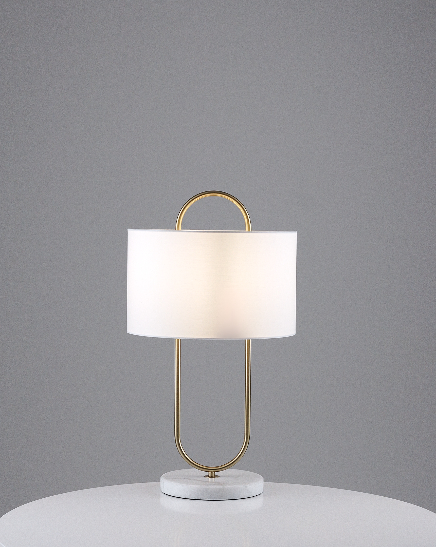 Лампа настольная Moderli V11599-1T Palma