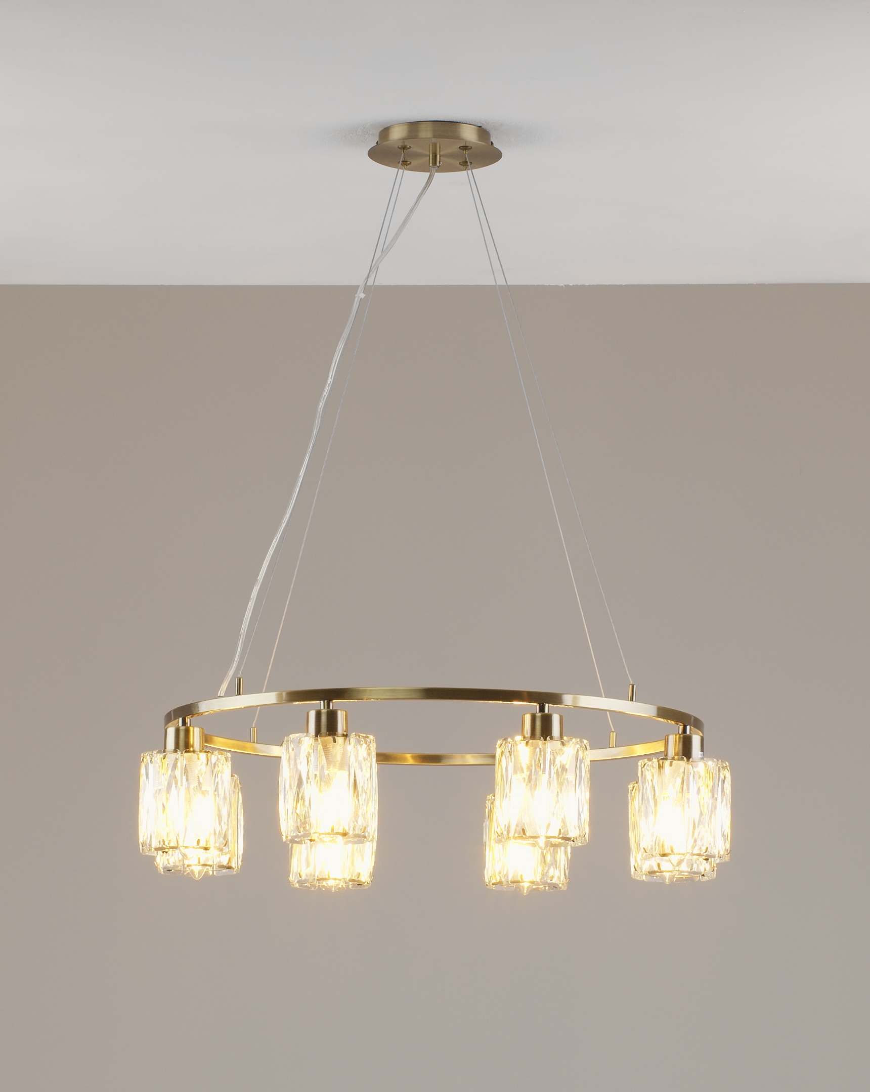 Люстра подвесная Moderli V11685-8P Prismique