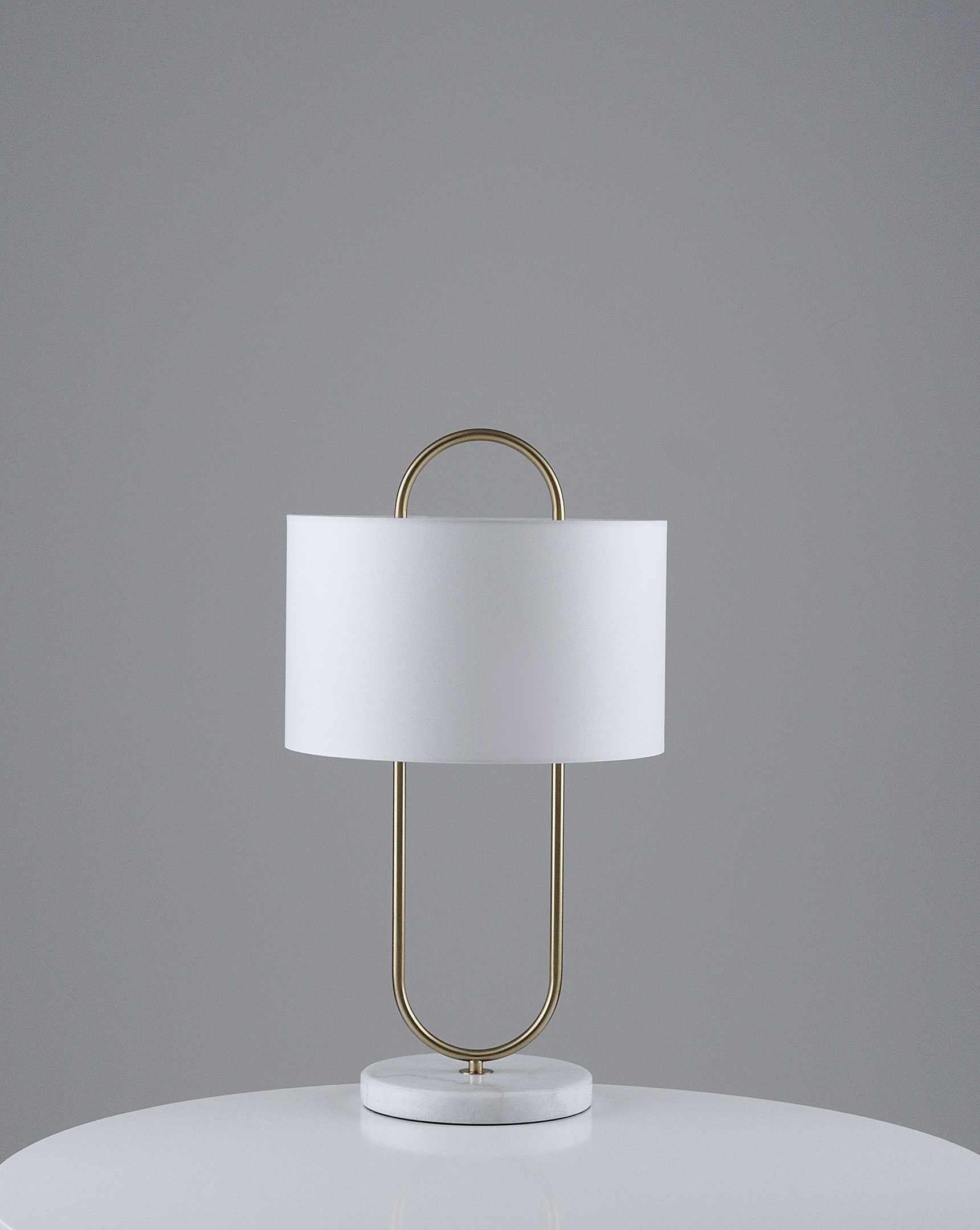 Лампа настольная Moderli V11599-1T Palma