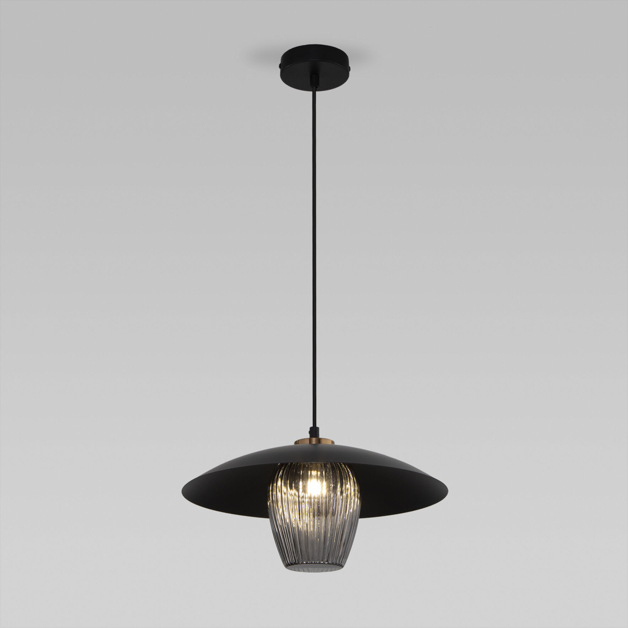  Eurosvet 50259/1/ подвесной светильник/ черный/дымчатый