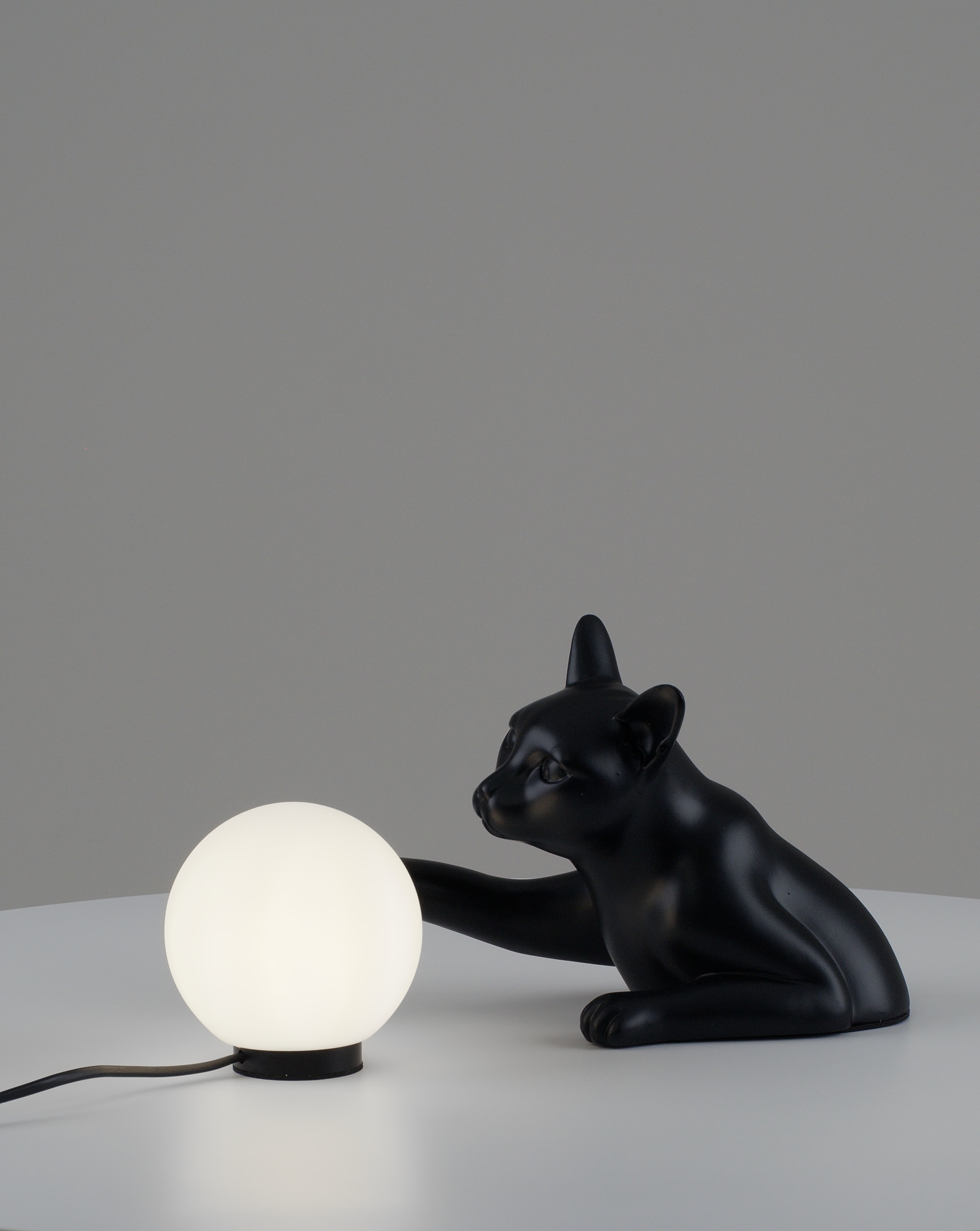 Лампа настольная Moderli V11677-TL Monya