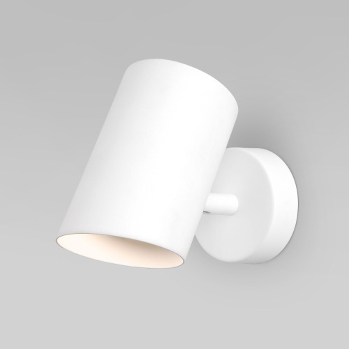 https://cdn.eurosvet.ru/images/catalog/nastennyy-svetilnik-v-stile-loft-70147-1-belyy-a062035_0002.jpg