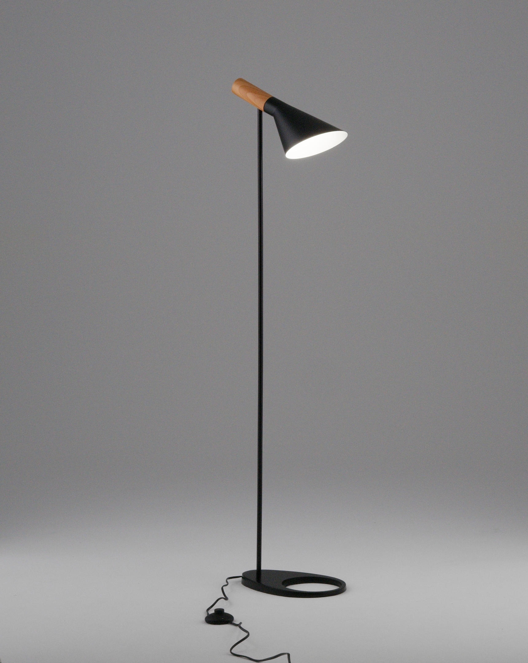 Торшер Moderli V11334-1F Turin