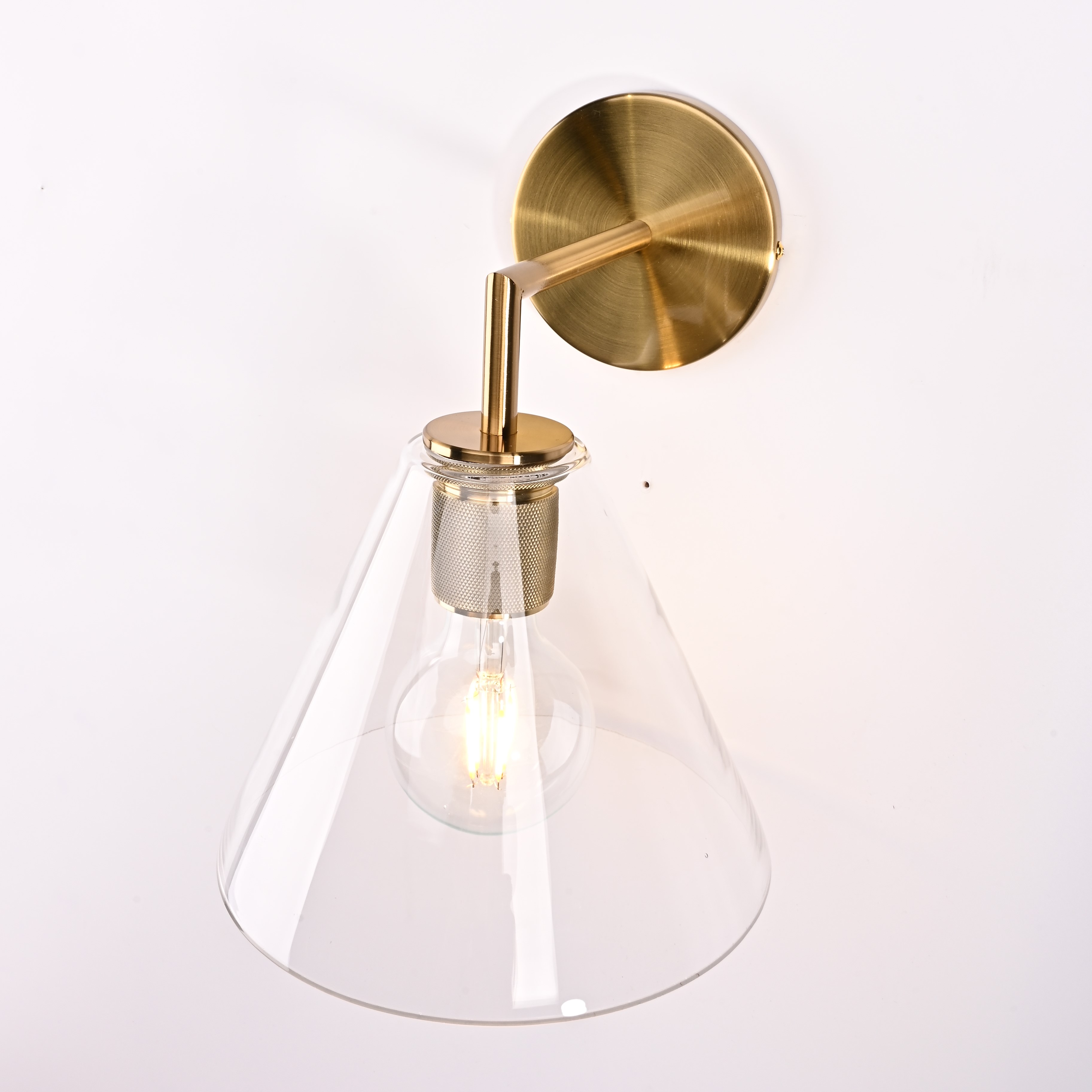 Бра RH Utilitaire Funnel Shade Single Sconce Brass 123270-22