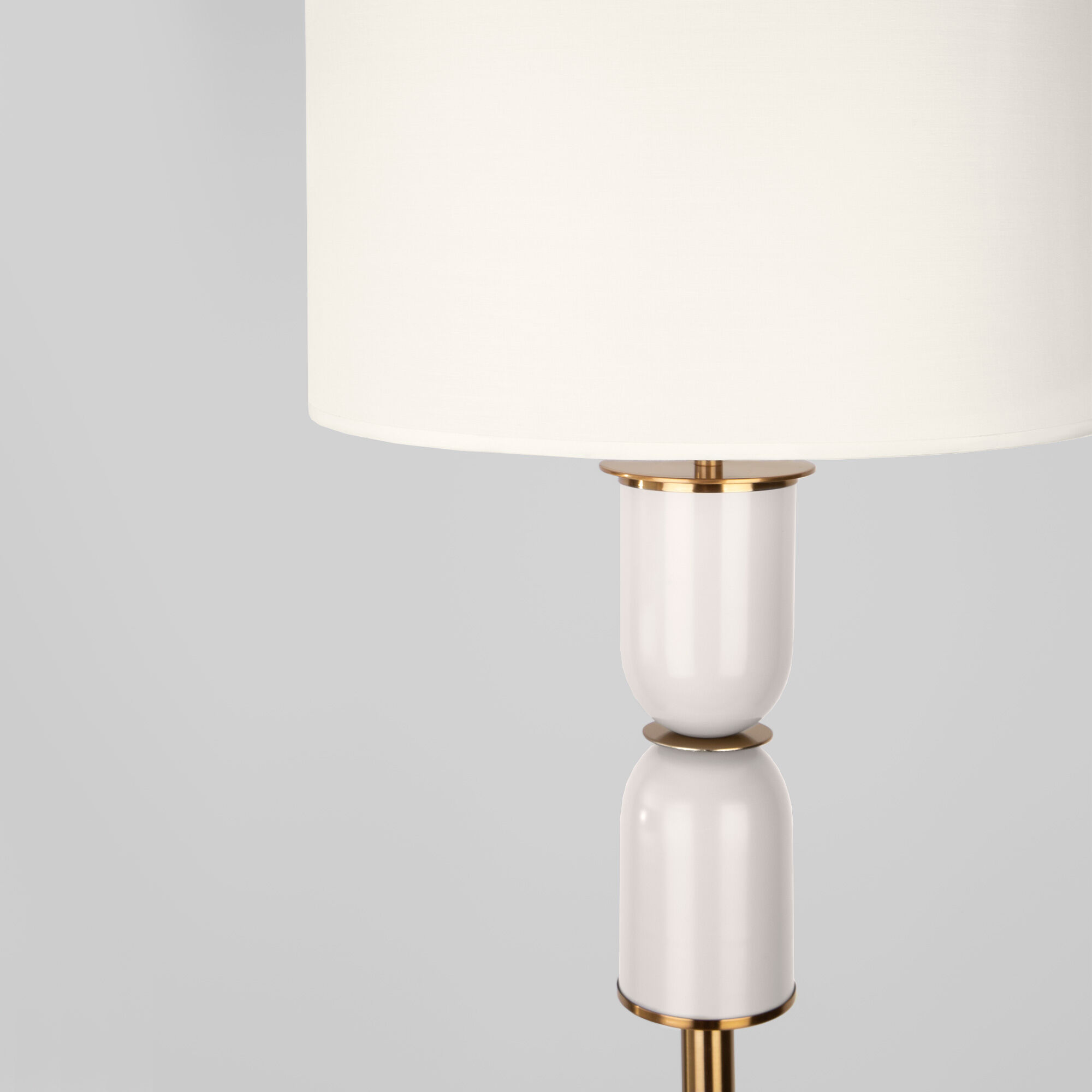 Напольный светильник Eurosvet 01154/1 латунь