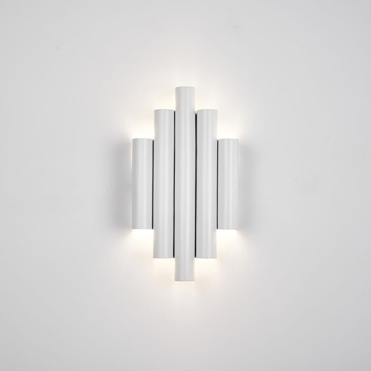 Настенный светильник Favourite 4126-2W