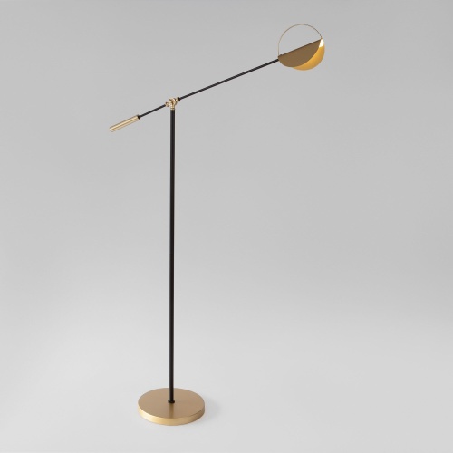 https://cdn.eurosvet.ru/images/catalog/napolnyy-svetilnik-v-stile-loft-01143-1-chernyy-zoloto-a062045-0001.jpg
