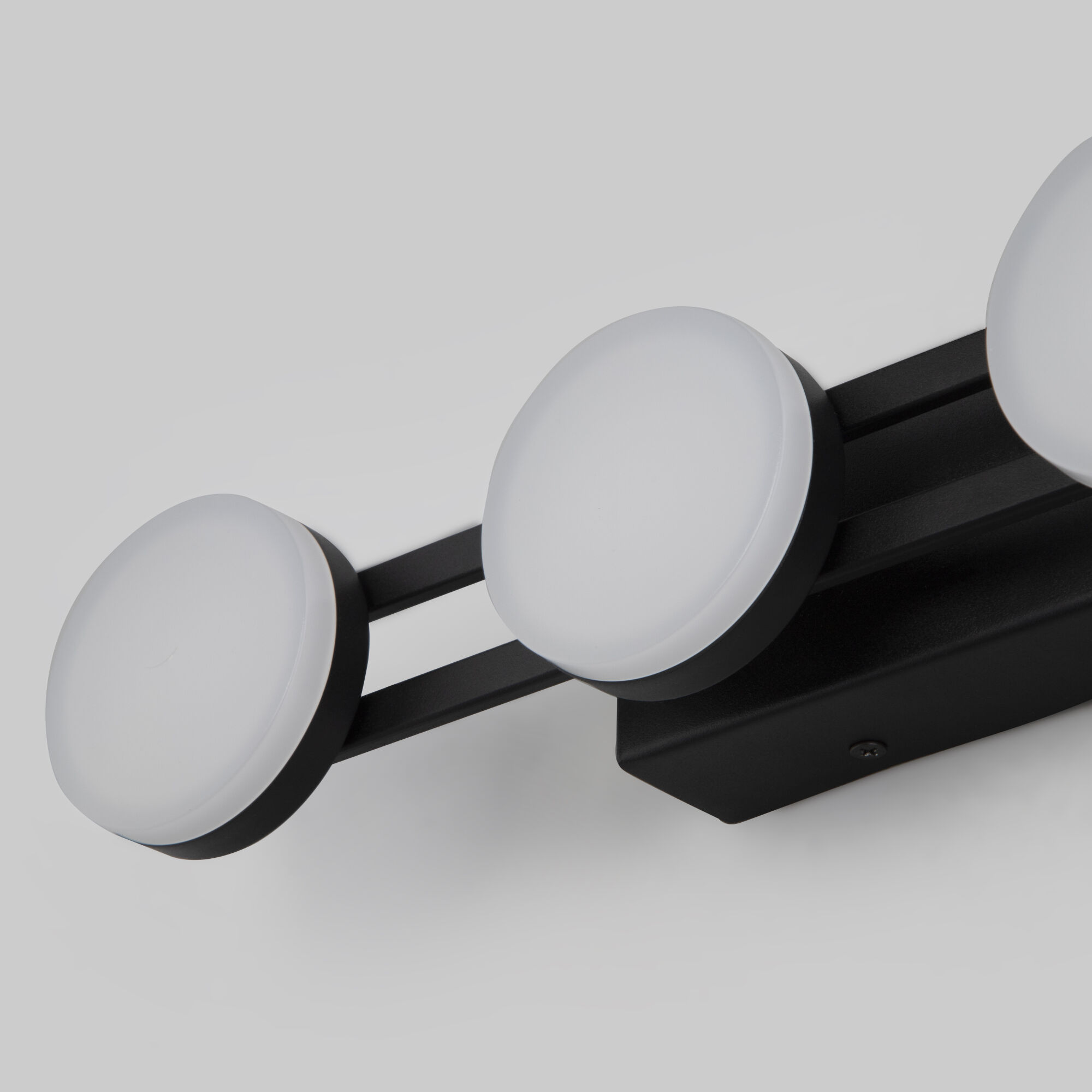 Настенный светильник черный Eurosvet 90332/4