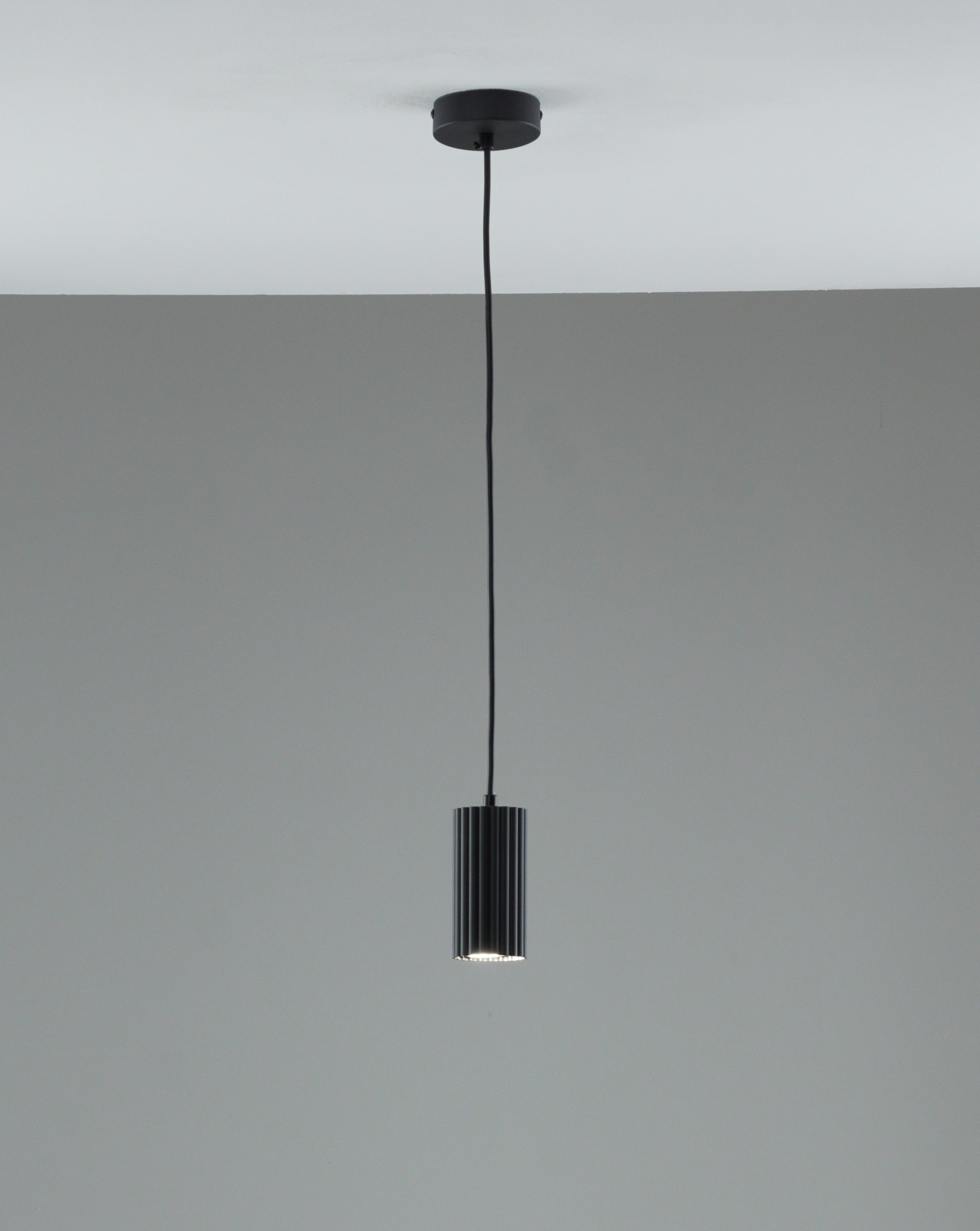 Светильник подвесной Moderli V11783-1P Cora