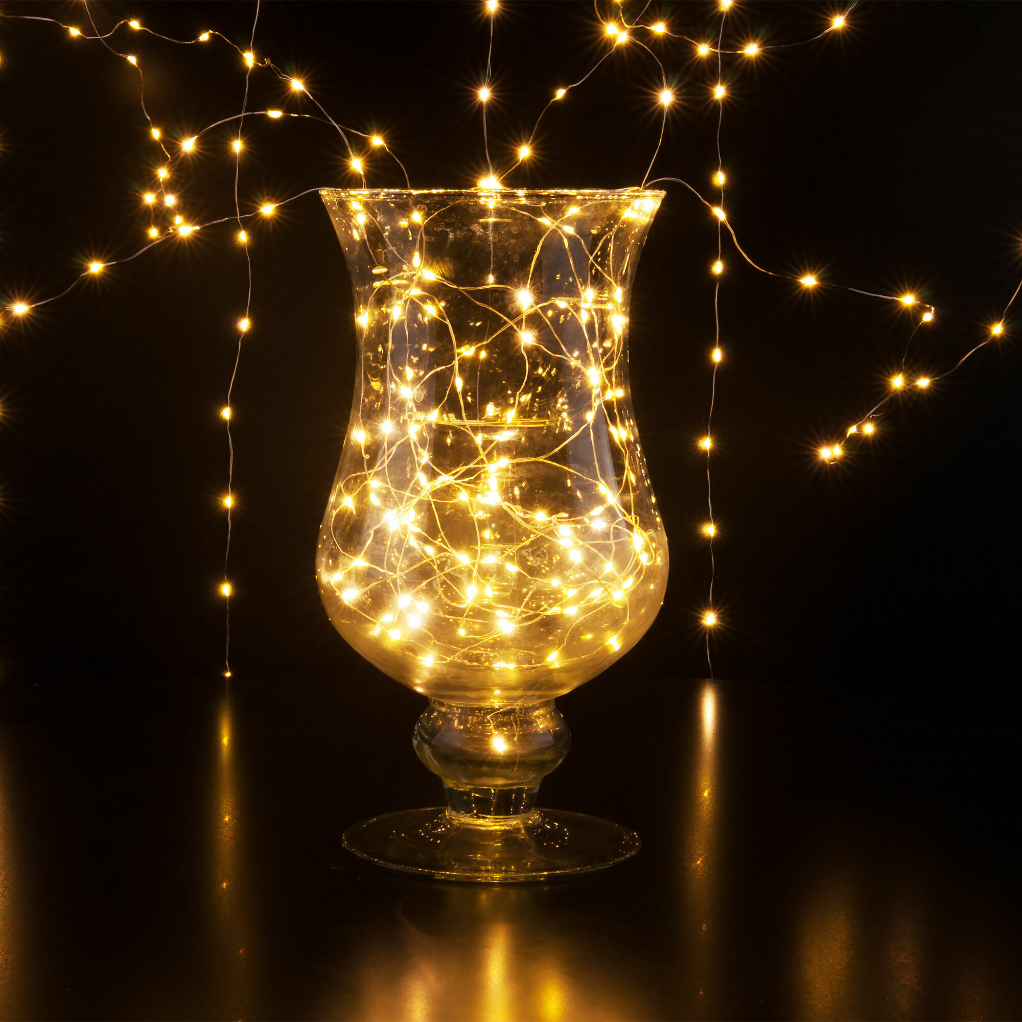 Гирлянда бытовая электрическая занавес Eurosvet 200-006 теплый белый