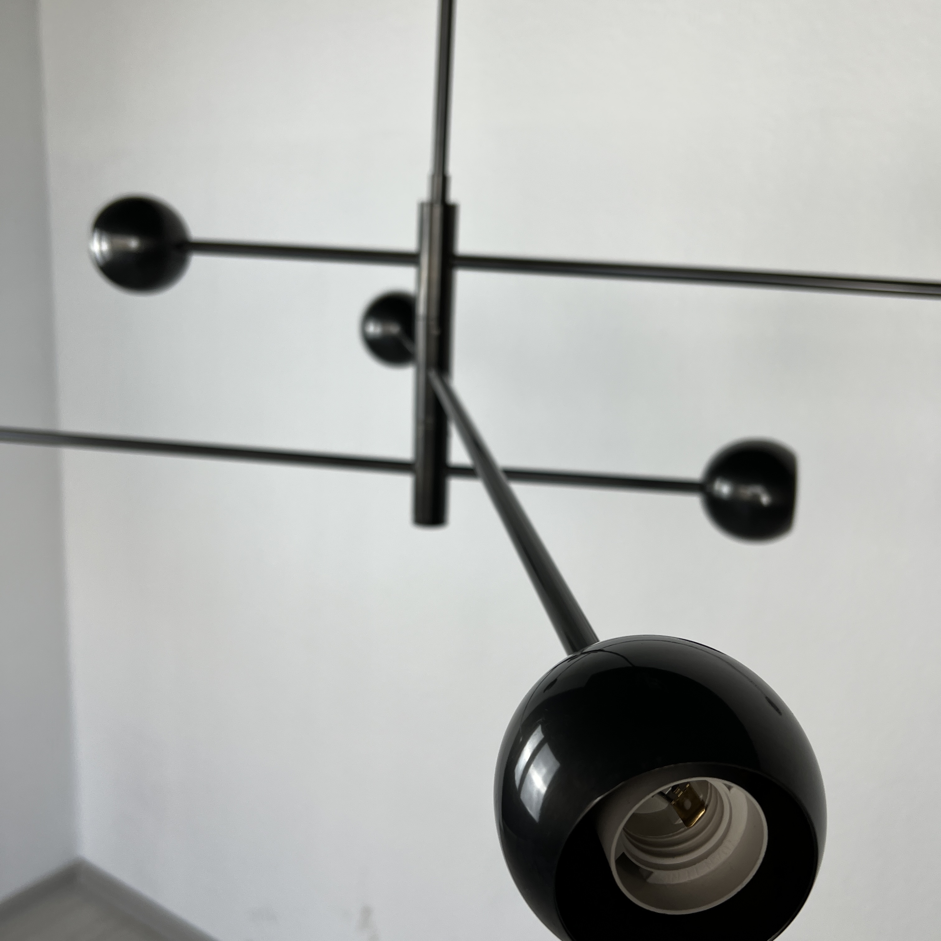 Люстра на штанге SALME L6 A Black 212778-26