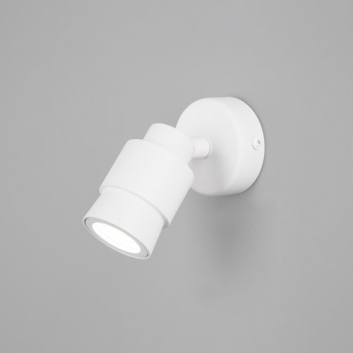 Настенный светильник Eurosvet 20125/1 LED белый