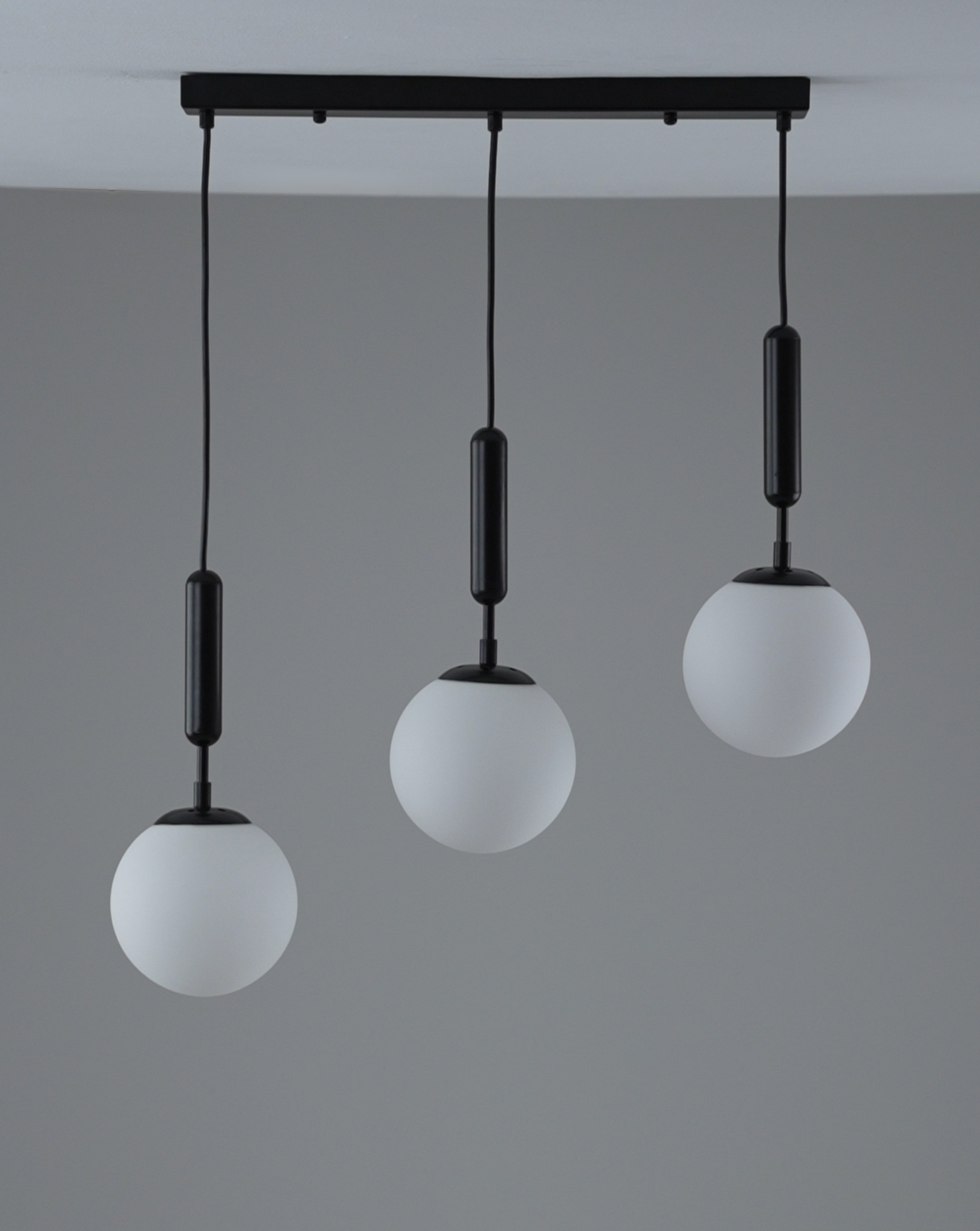 Светильник подвесной Moderli V11566-3P Scrumbel