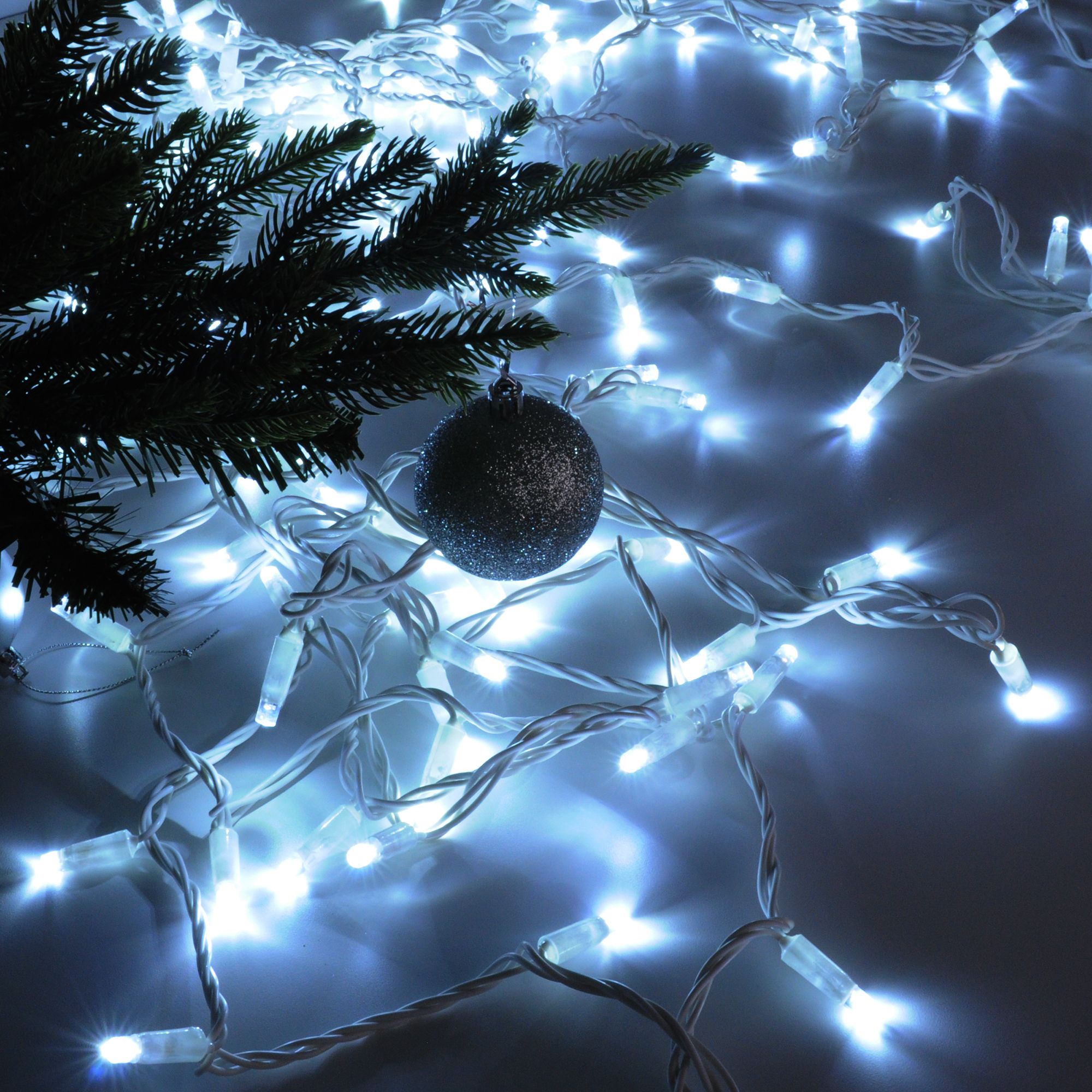 Гирлянда бытовая электрическая нить Eurosvet 400-101 белый