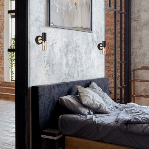 Настенный светильник Eurosvet 70125/1 черный